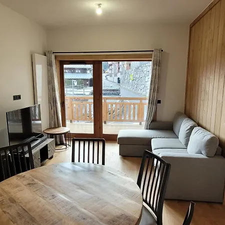 Vanoise Luxe Escape - Champagny Apartment